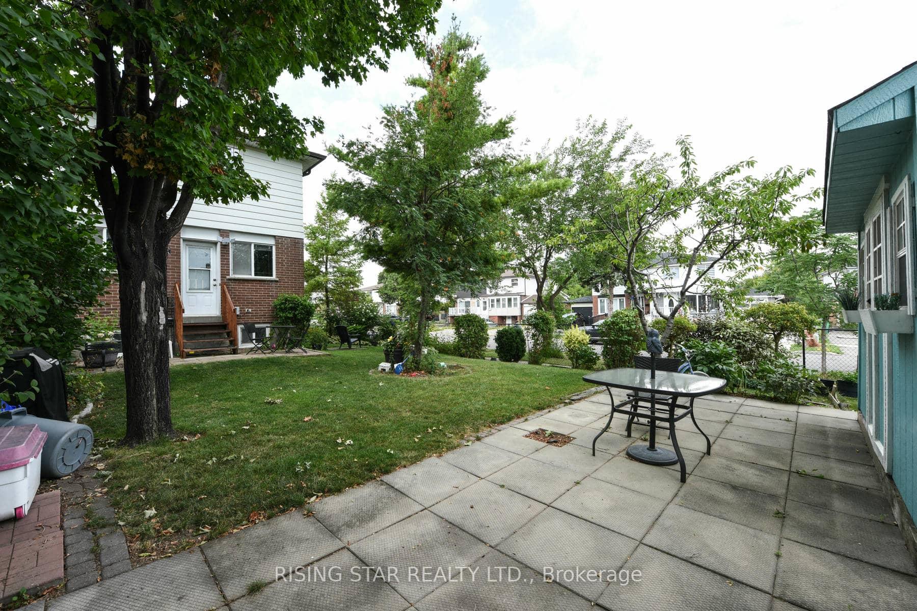 Photo 41 of 3295 Chipley Crescent, Mississauga, Malton — HOMEH