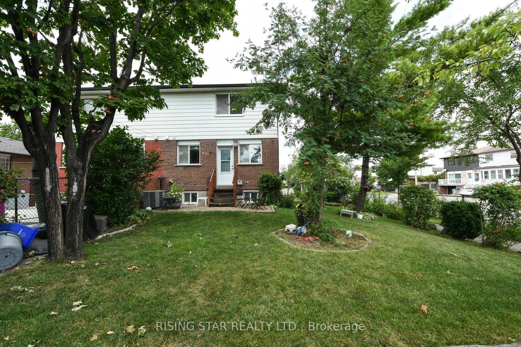 Photo 42 of 3295 Chipley Crescent, Mississauga, Malton — HOMEH