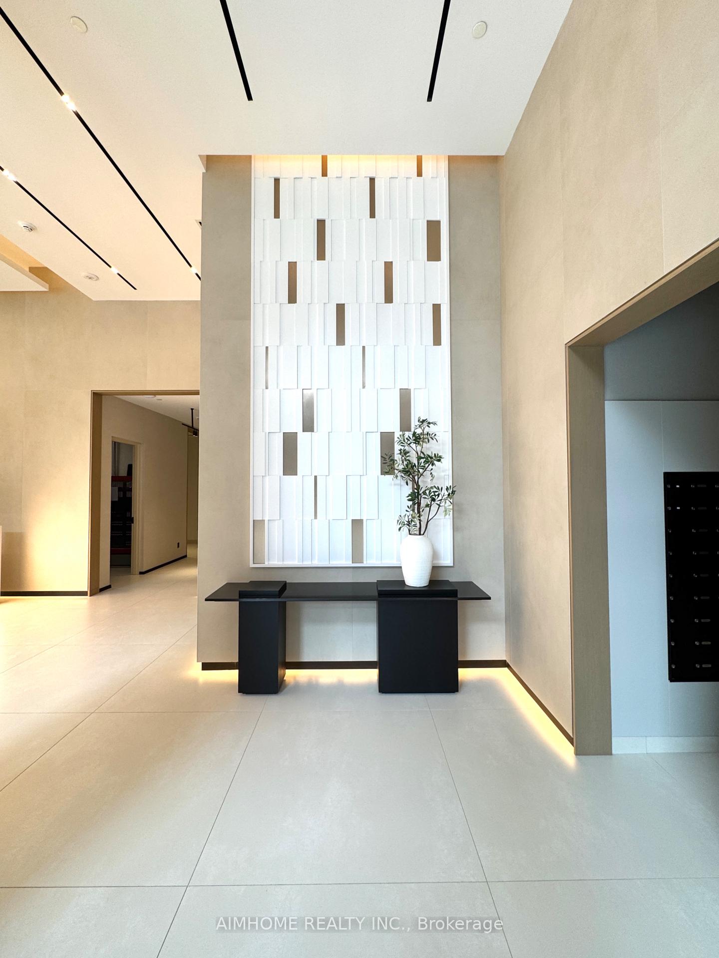 Photo 3 of Unit 2006, 400 King Street W, Toronto, Waterfront Communities — HOMEH