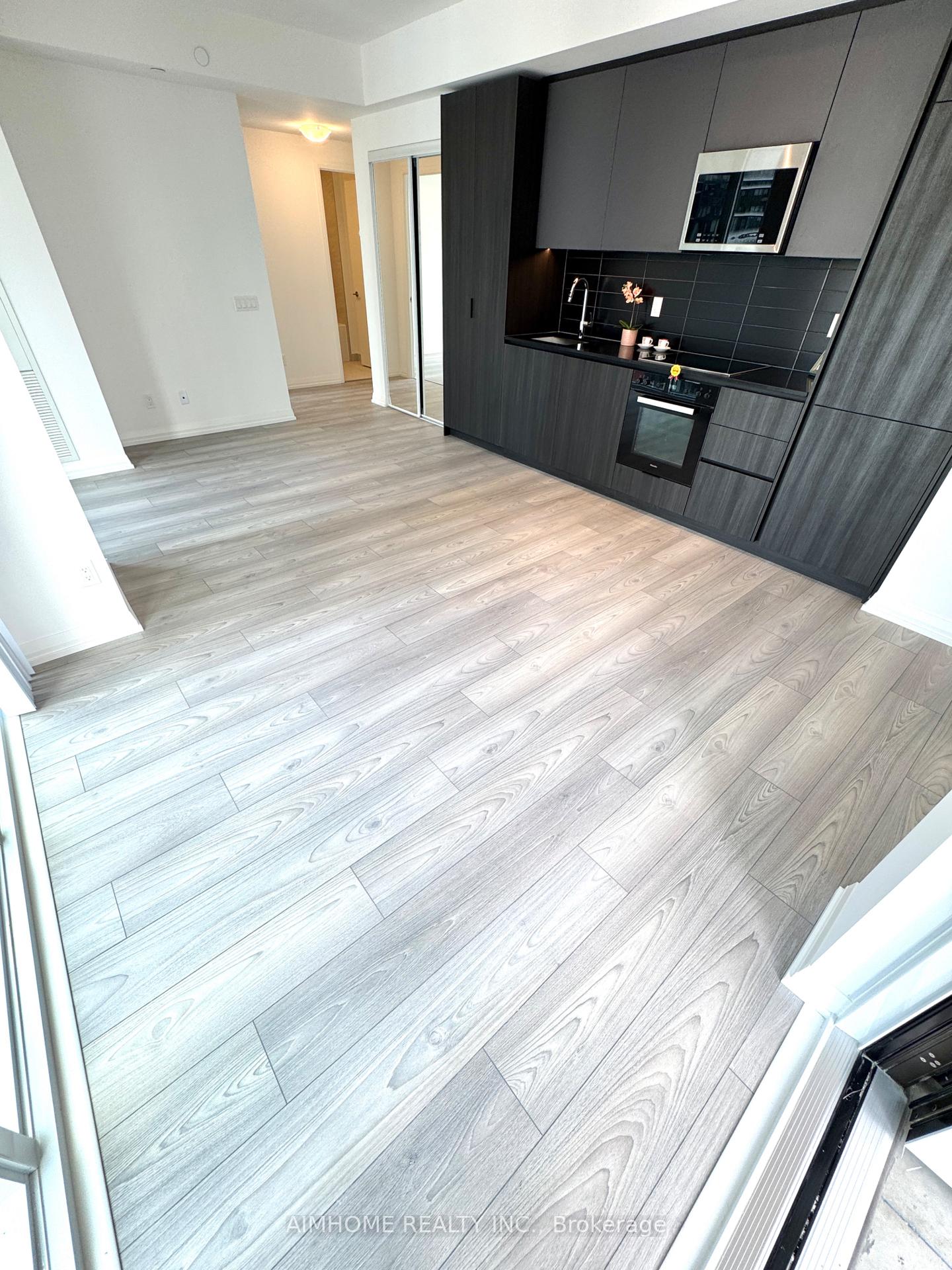 Photo 11 of Unit 2006, 400 King Street W, Toronto, Waterfront Communities — HOMEH
