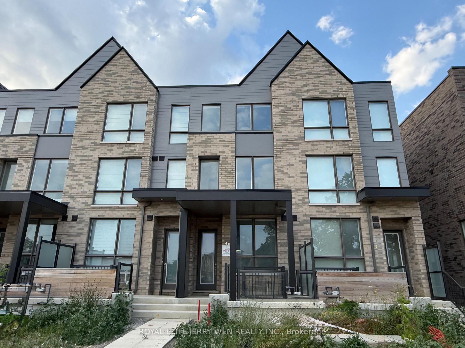 Photo 1 of 46 Green Gardens Boulevard, Toronto, Englemount-Lawrence — HOMEH