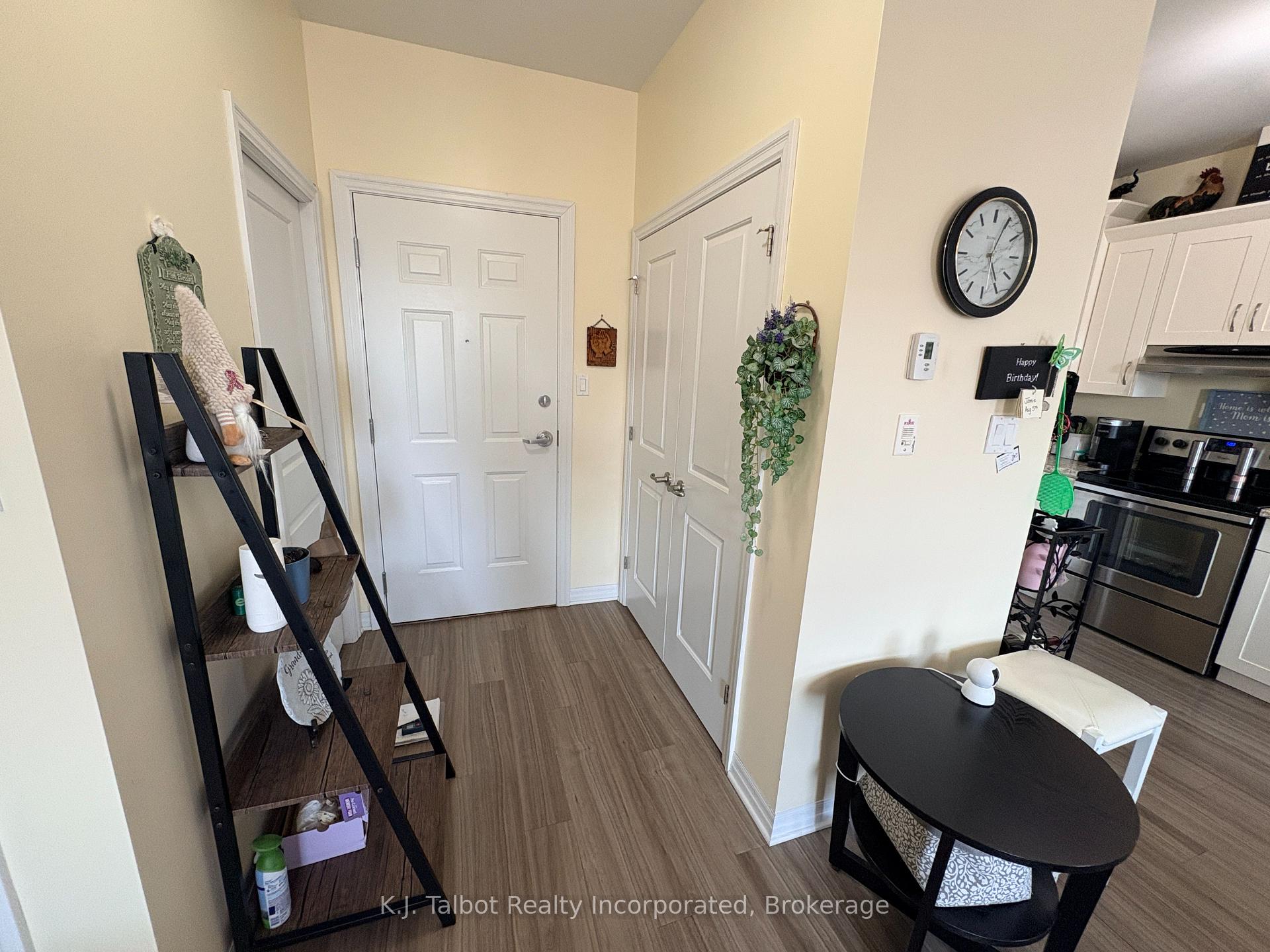 Photo 1 of Unit Unit 204, 35 St David Street, Goderich, Goderich (Town) — HOMEH