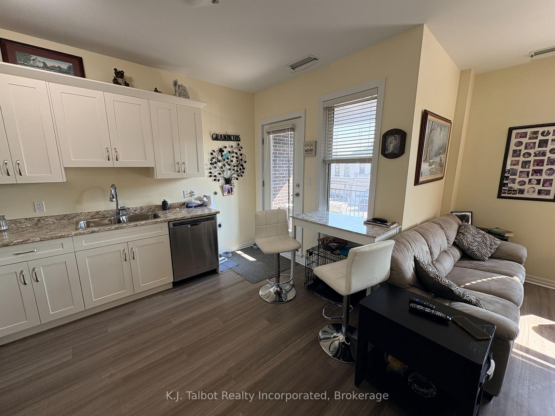 Photo 4 of Unit Unit 204, 35 St David Street, Goderich, Goderich (Town) — HOMEH