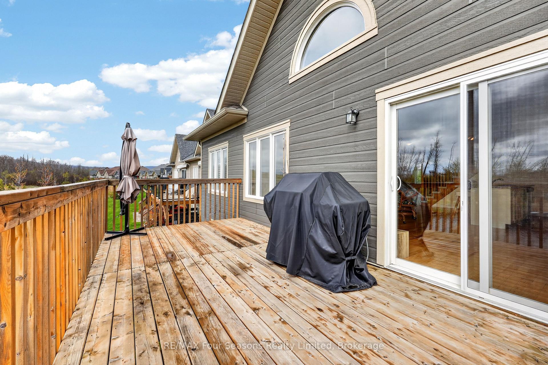 Photo 29 of 100 Kari Crescent, Collingwood — HOMEH