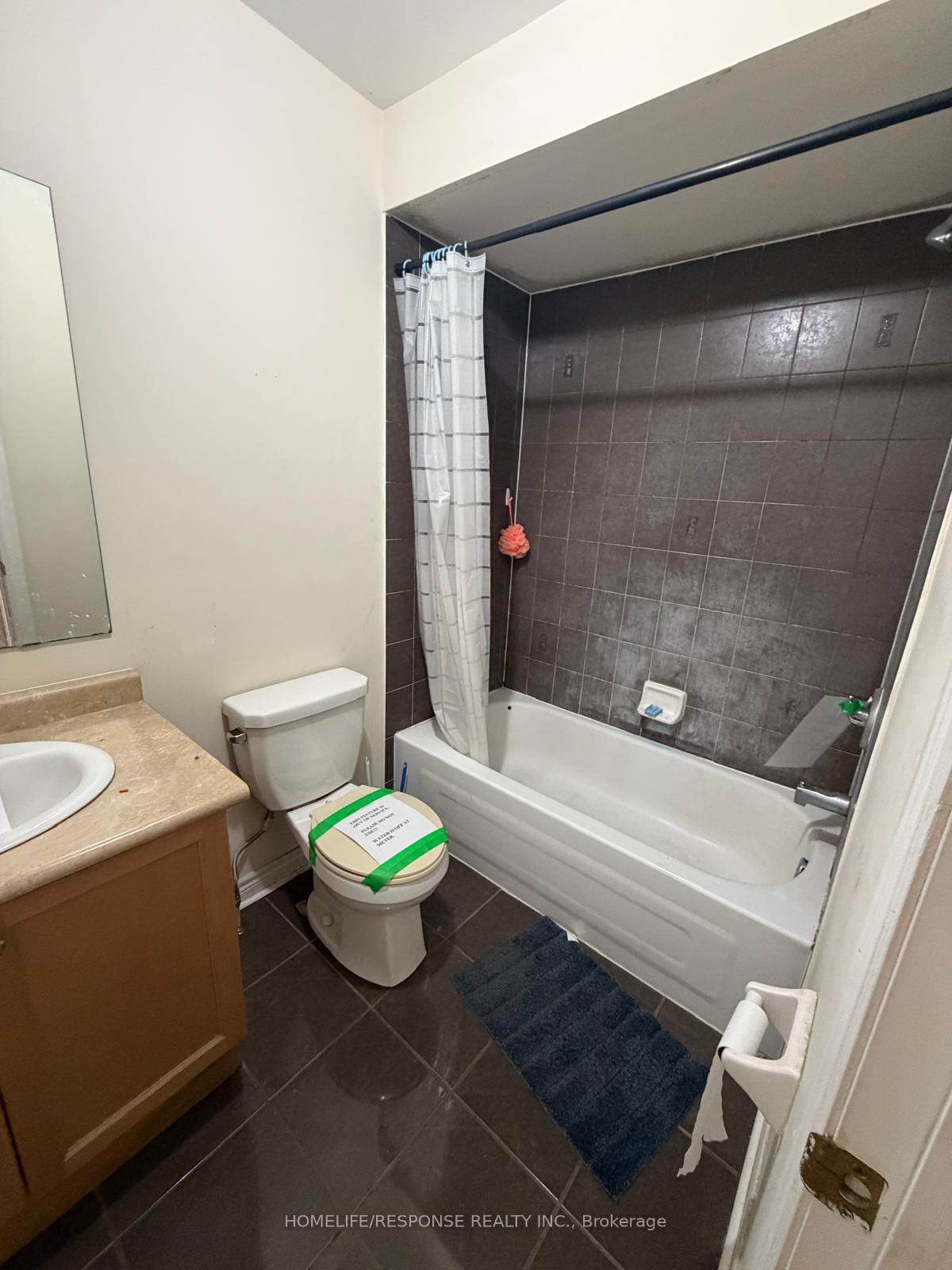 Photo 4 of 4694 Centretown Way, Mississauga, Hurontario — HOMEH