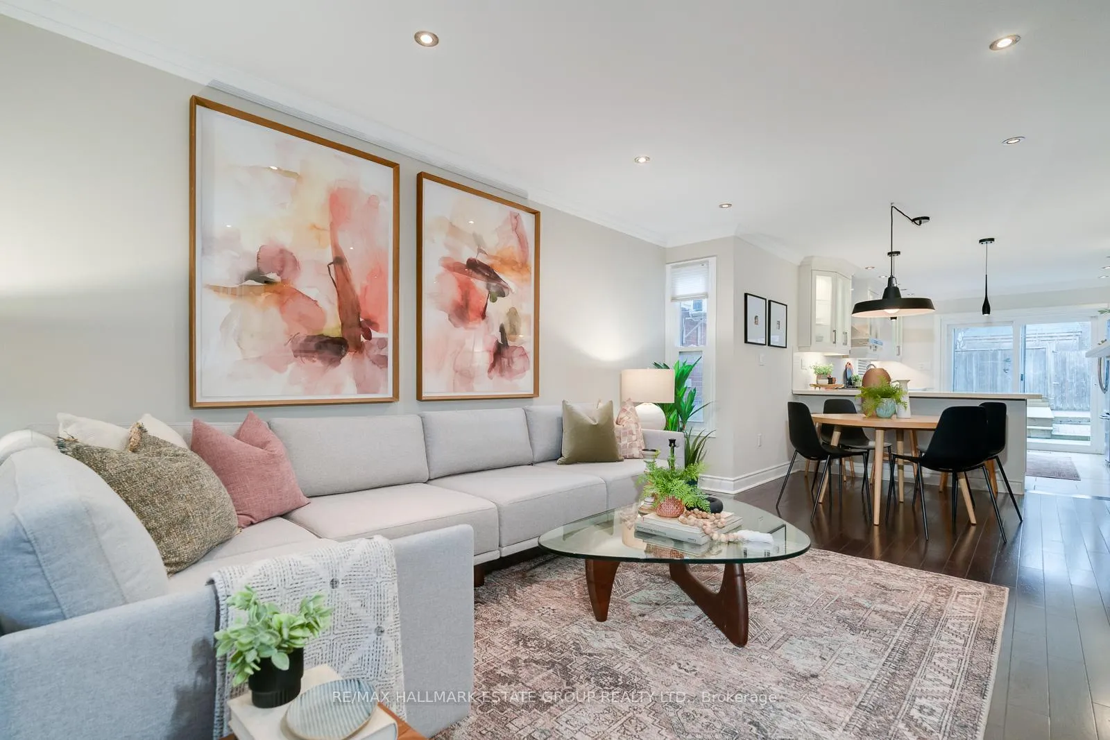 Photo 5 of 16 Dartford Road, Toronto, Playter Estates-Danforth — HOMEH
