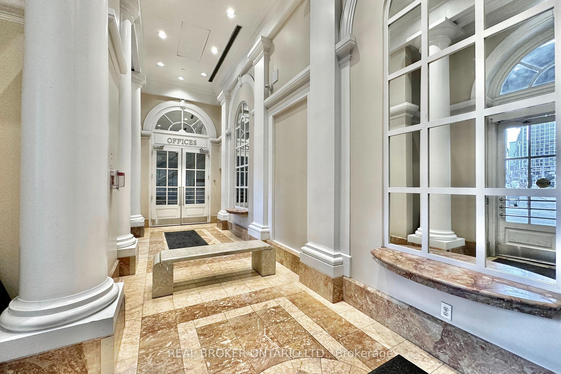 Photo 3 of Unit 518, 25 The Esplanade, Toronto, Waterfront Communities — HOMEH