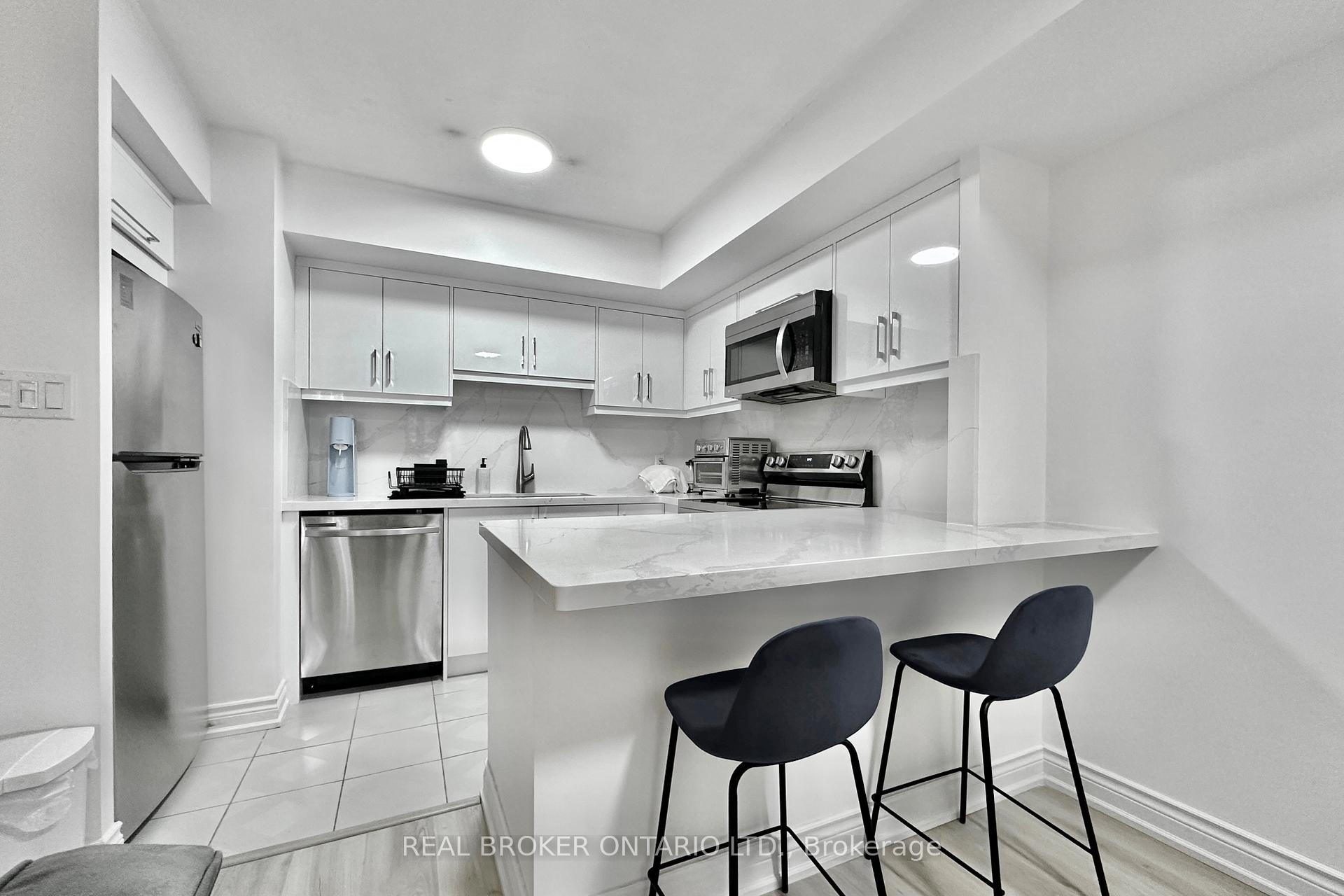 Photo 8 of Unit 518, 25 The Esplanade, Toronto, Waterfront Communities — HOMEH