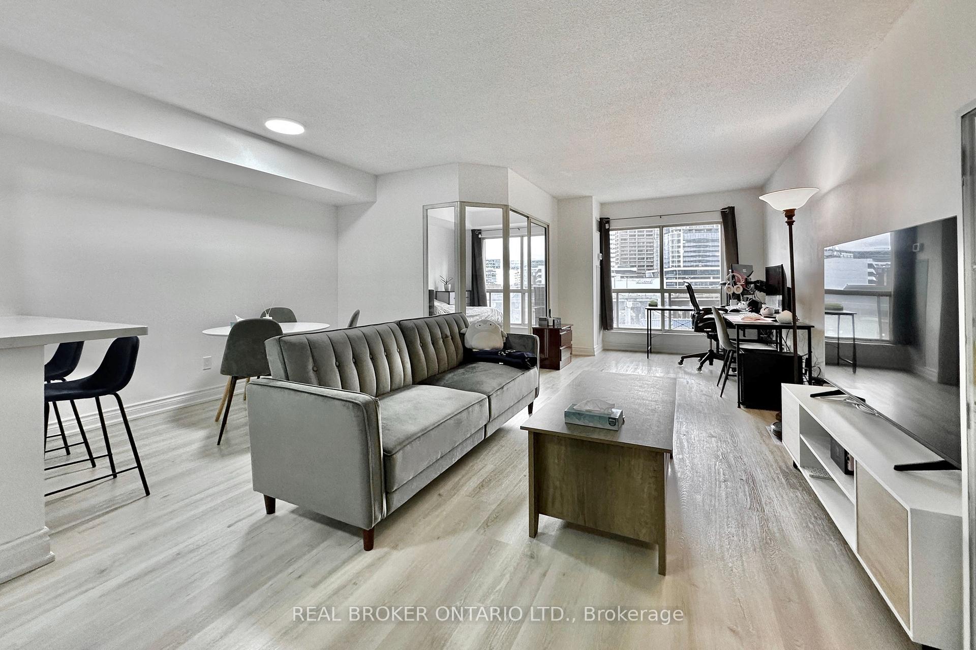 Photo 11 of Unit 518, 25 The Esplanade, Toronto, Waterfront Communities — HOMEH