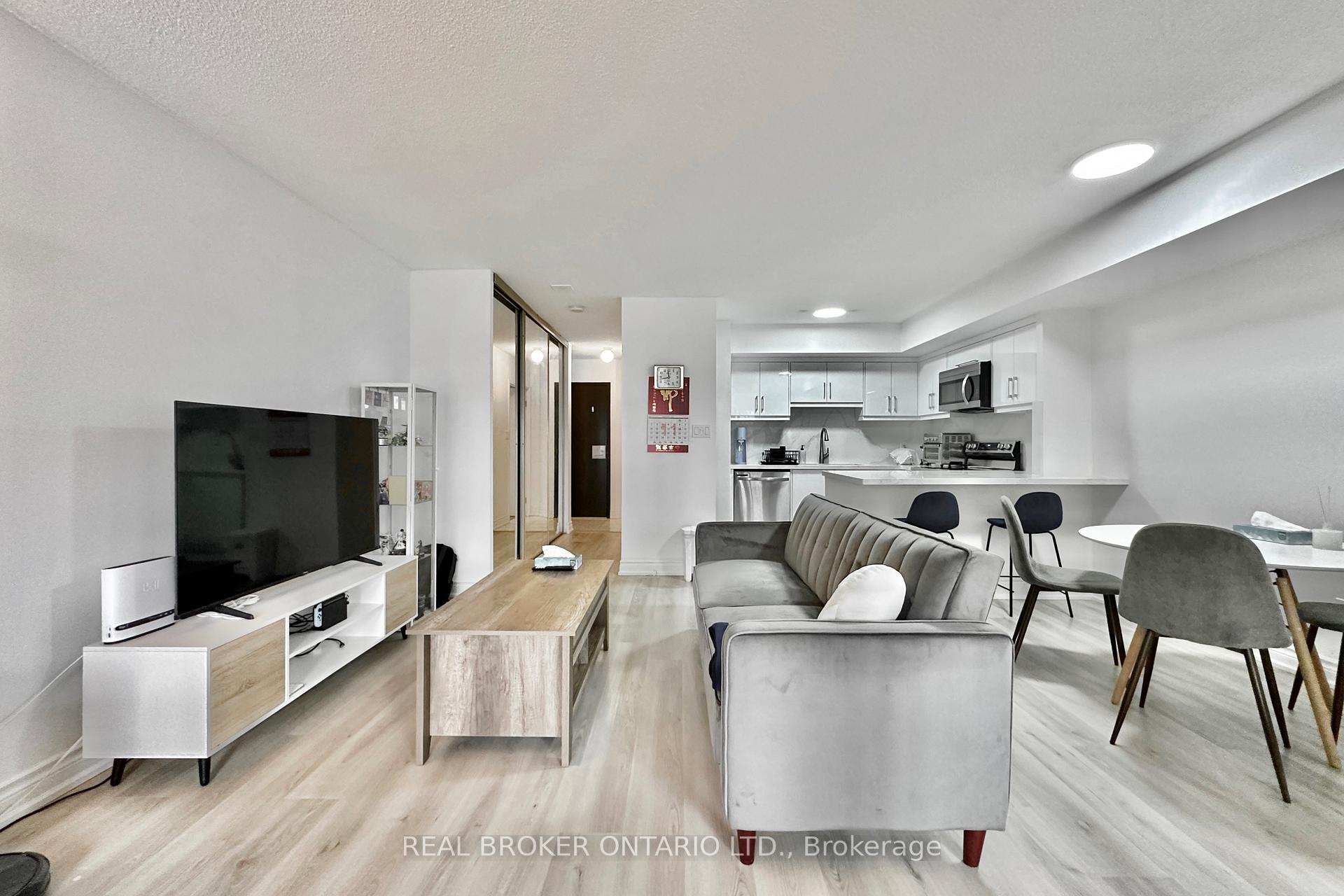 Photo 12 of Unit 518, 25 The Esplanade, Toronto, Waterfront Communities — HOMEH