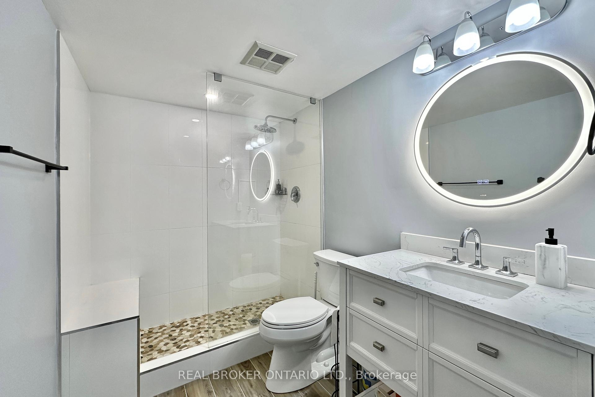 Photo 19 of Unit 518, 25 The Esplanade, Toronto, Waterfront Communities — HOMEH