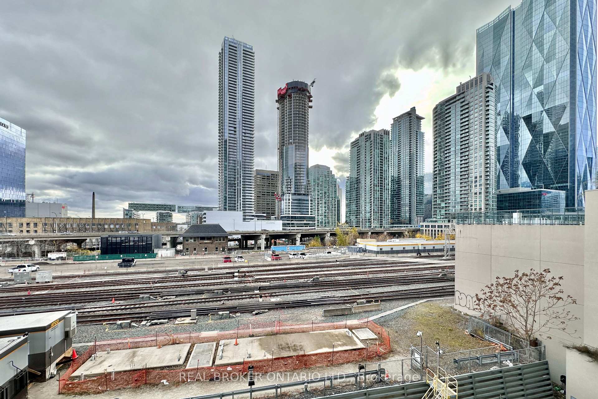 Photo 30 of Unit 518, 25 The Esplanade, Toronto, Waterfront Communities — HOMEH