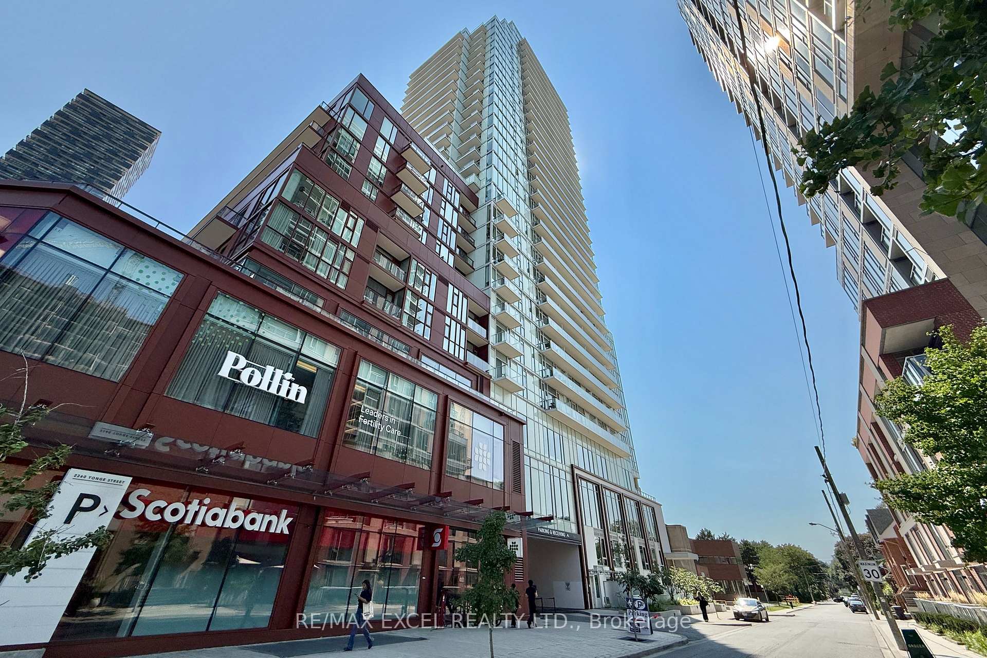 Photo 3 of Unit 1012, 33 Helendale Avenue, Toronto, Yonge-Eglinton — HOMEH