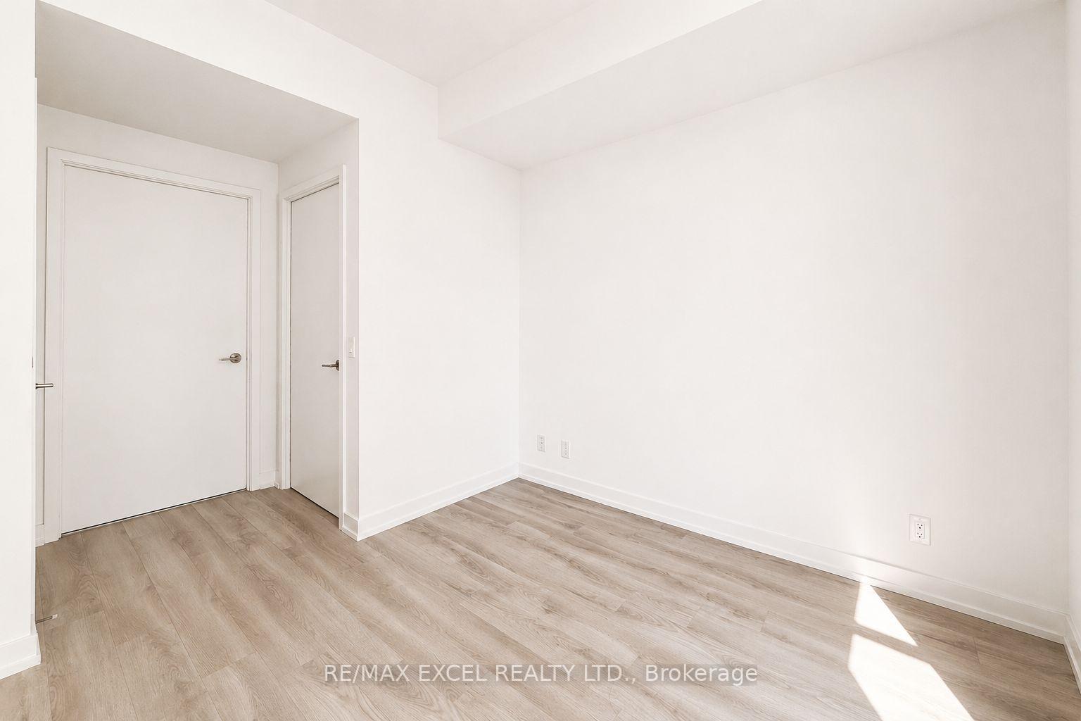 Photo 14 of Unit 1012, 33 Helendale Avenue, Toronto, Yonge-Eglinton — HOMEH