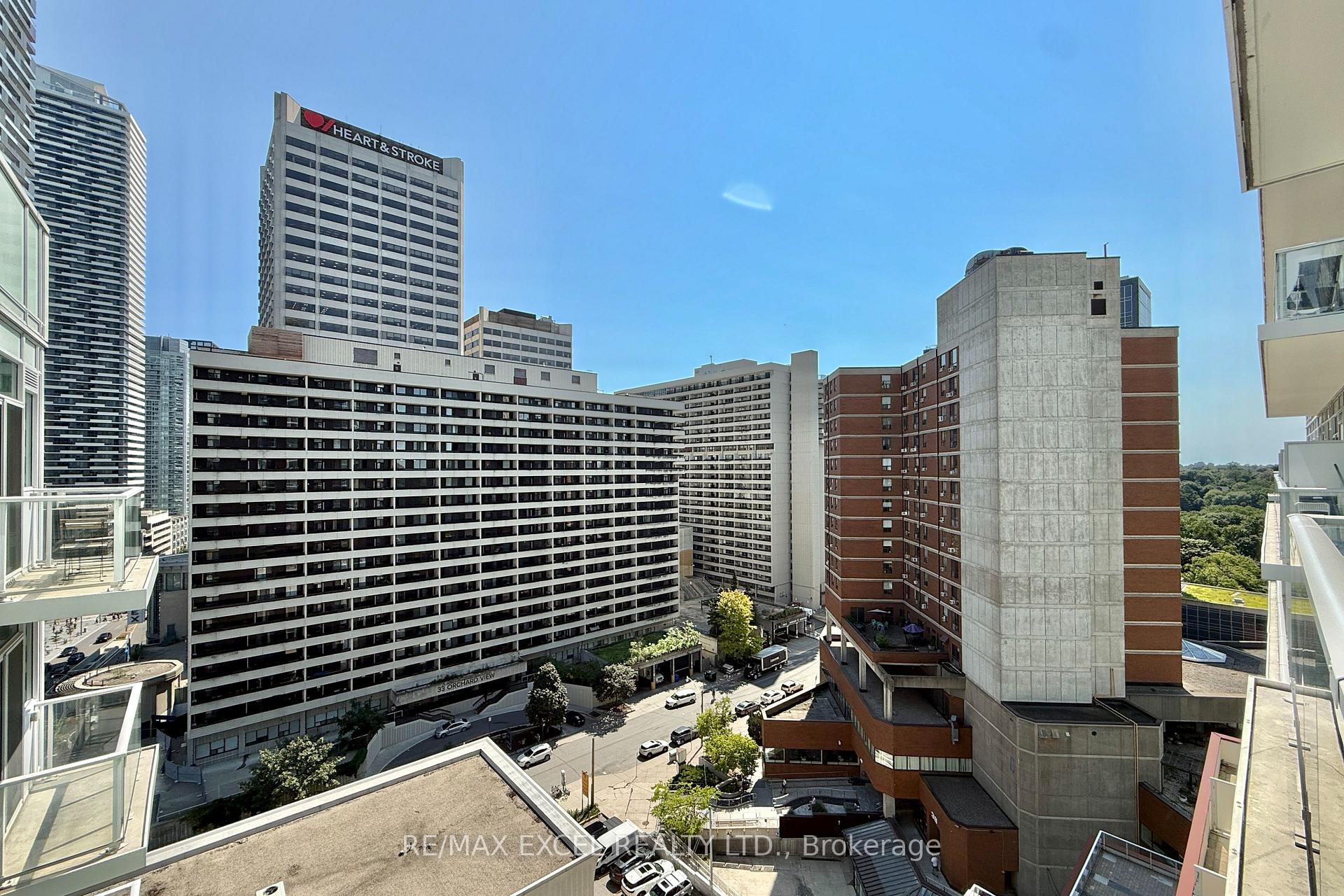 Photo 25 of Unit 1012, 33 Helendale Avenue, Toronto, Yonge-Eglinton — HOMEH