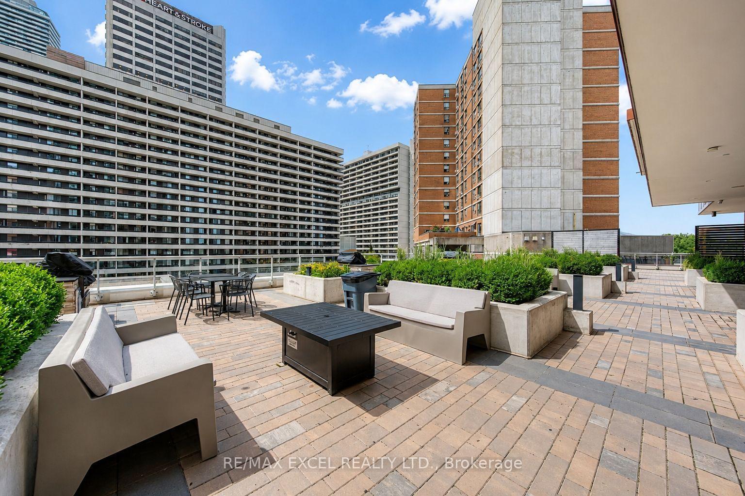 Photo 29 of Unit 1012, 33 Helendale Avenue, Toronto, Yonge-Eglinton — HOMEH
