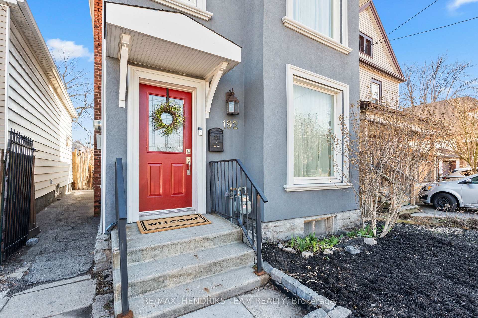 Photo 4 of 192 Wood Street E, Hamilton, North End — HOMEH