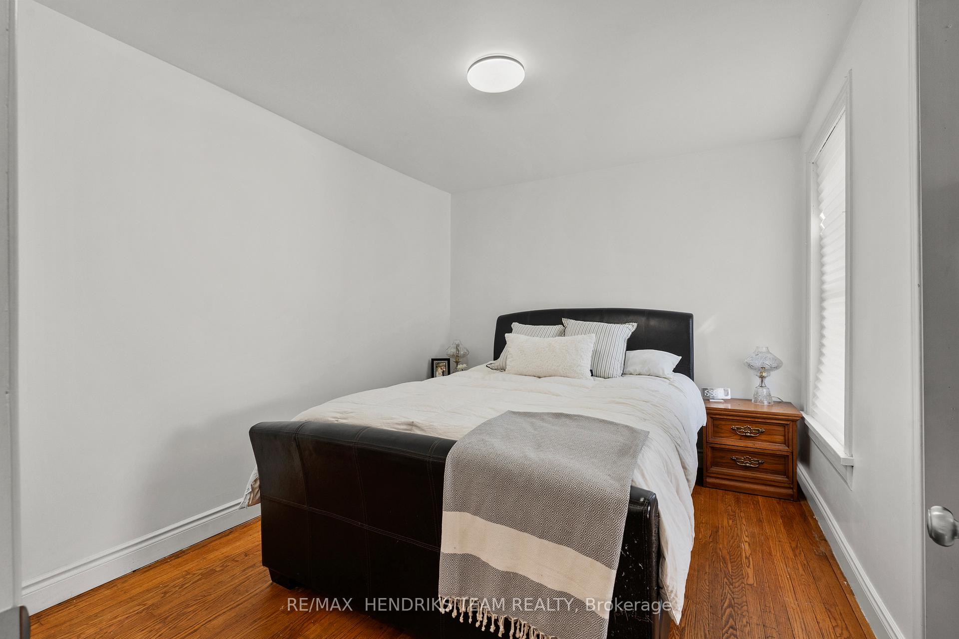 Photo 23 of 192 Wood Street E, Hamilton, North End — HOMEH