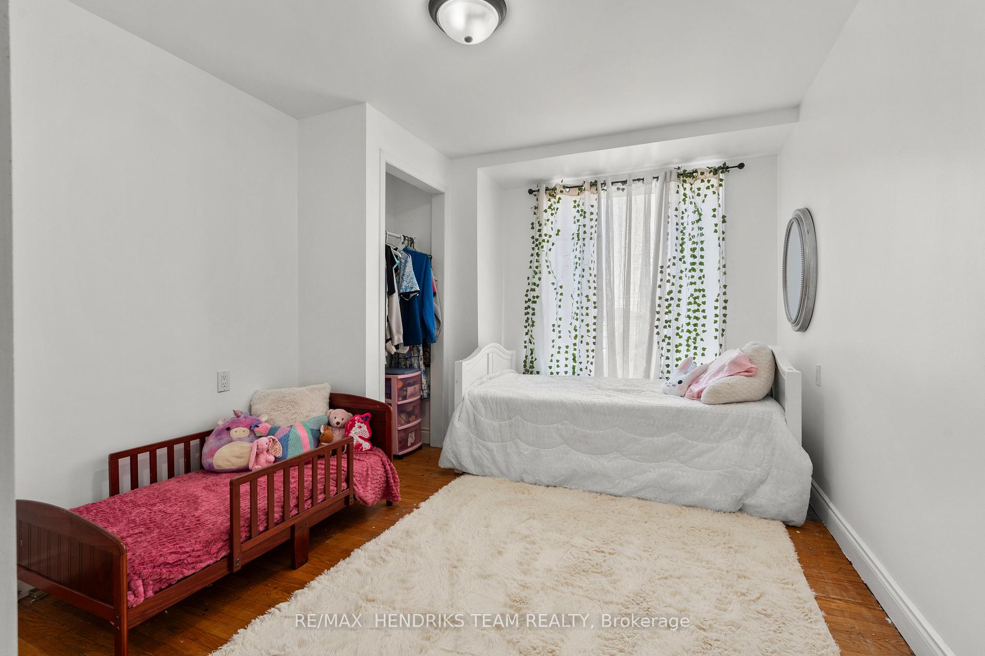 Photo 26 of 192 Wood Street E, Hamilton, North End — HOMEH