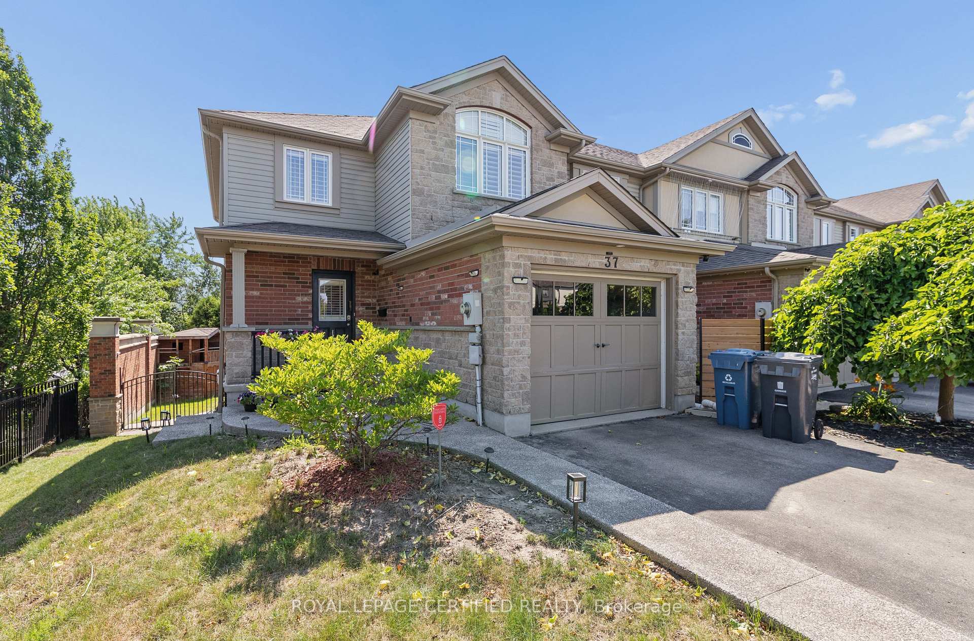 Photo 1 of 37 Wilkie Crescent, Guelph, Pineridge/Westminster Woods — HOMEH