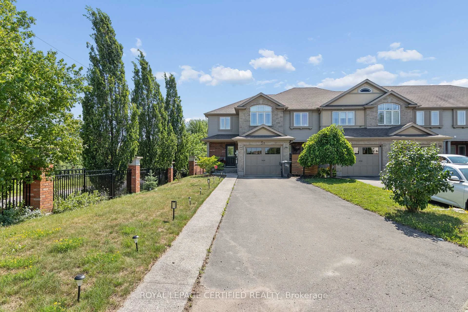 Photo 5 of 37 Wilkie Crescent, Guelph, Pineridge/Westminster Woods — HOMEH