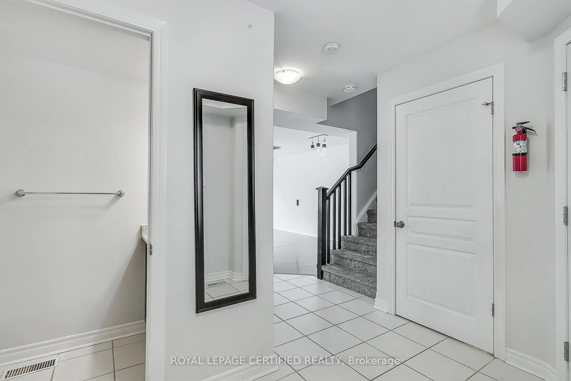 Photo 7 of 37 Wilkie Crescent, Guelph, Pineridge/Westminster Woods — HOMEH