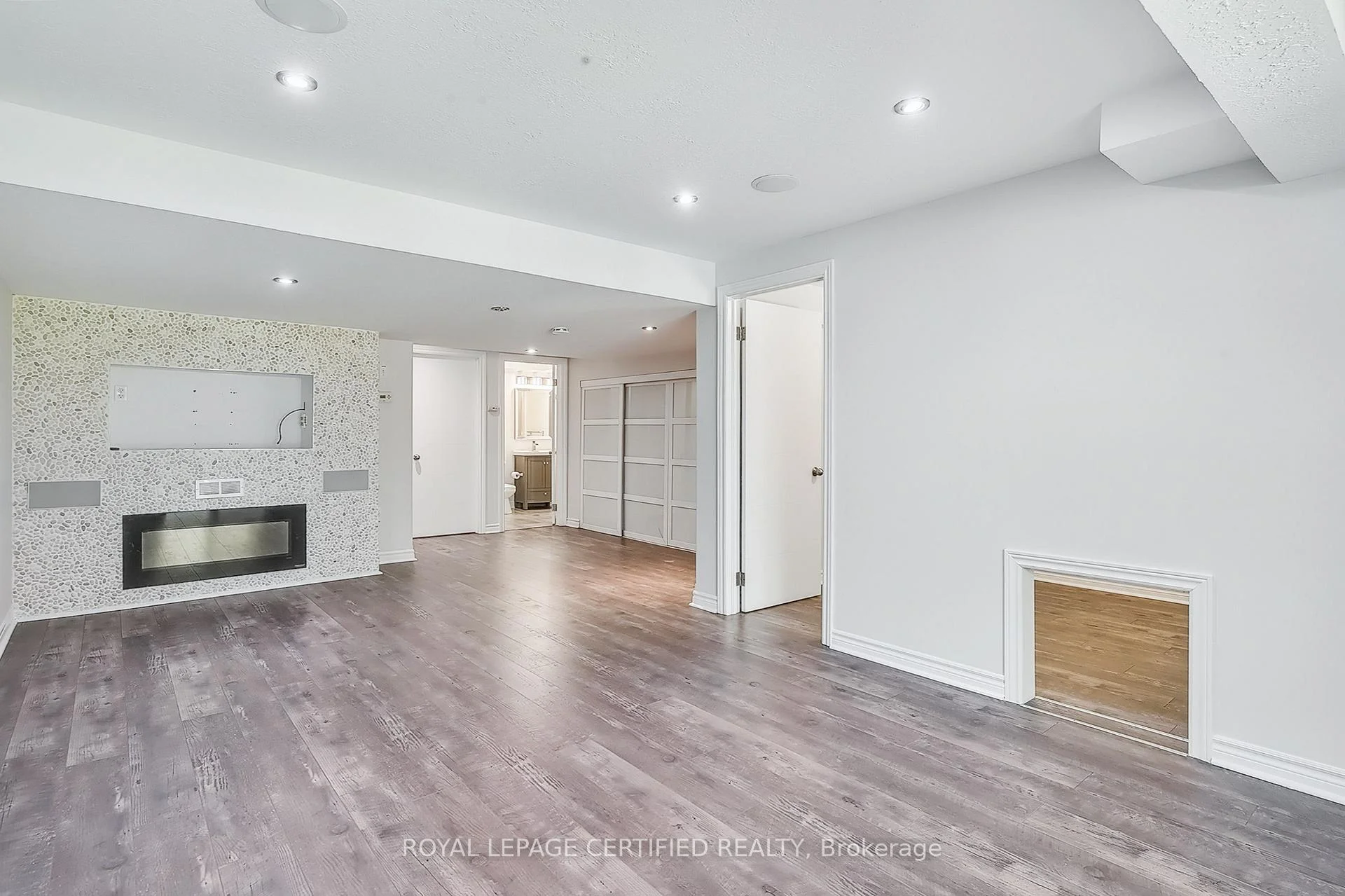 Photo 26 of 37 Wilkie Crescent, Guelph, Pineridge/Westminster Woods — HOMEH