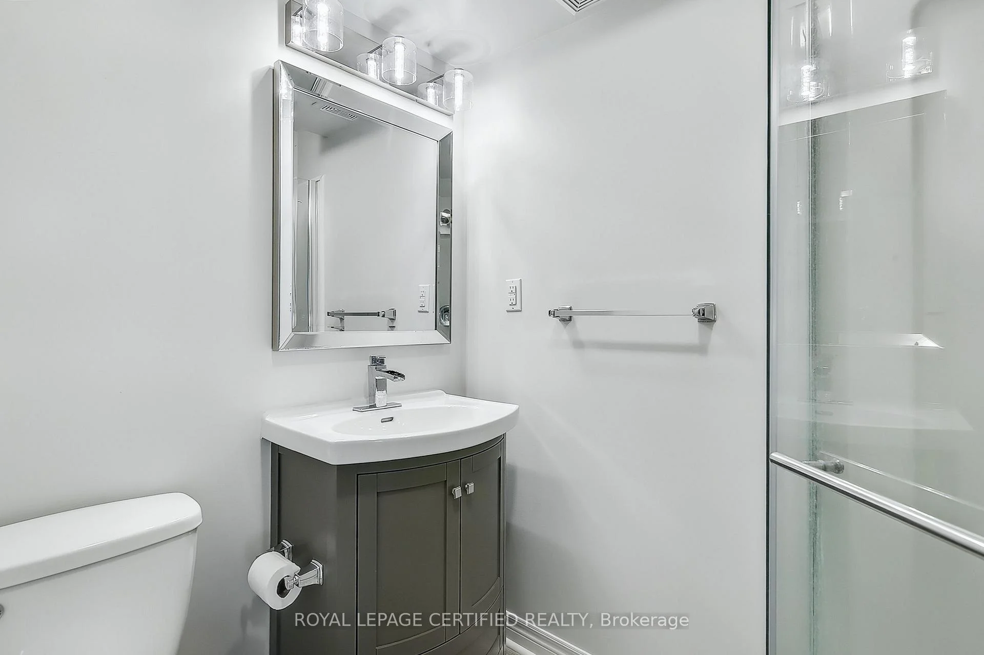 Photo 28 of 37 Wilkie Crescent, Guelph, Pineridge/Westminster Woods — HOMEH