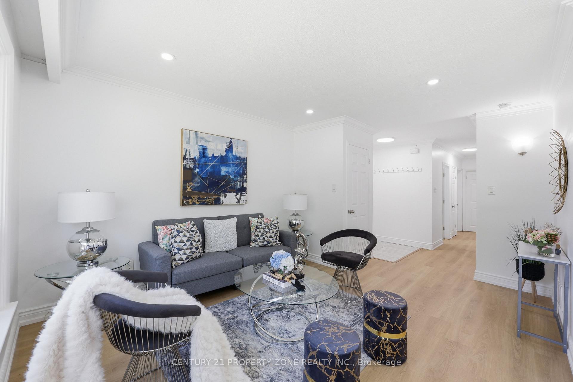 Photo 4 of 45 Brisco Street, Brampton, Brampton North — HOMEH