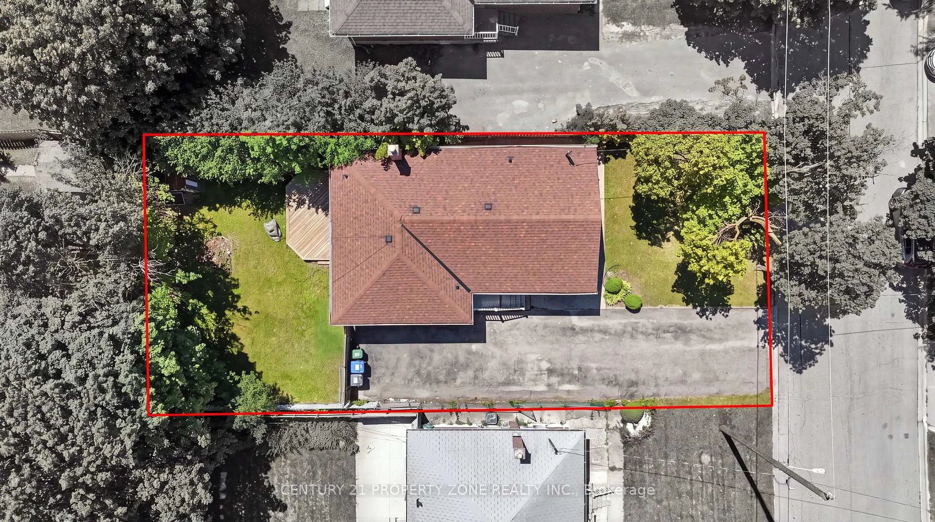Photo 2 of 45 Brisco Street, Brampton, Brampton North — HOMEH