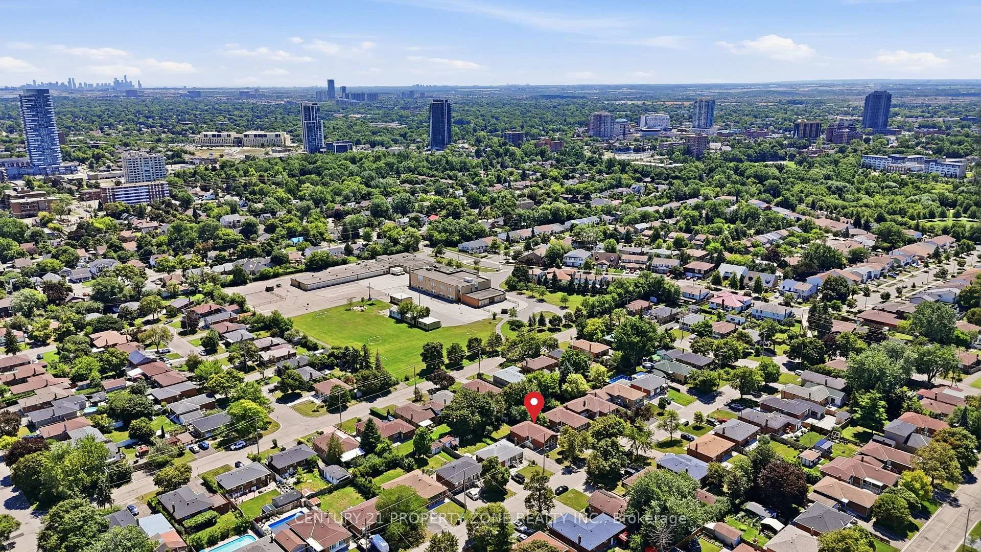 Photo 24 of 45 Brisco Street, Brampton, Brampton North — HOMEH