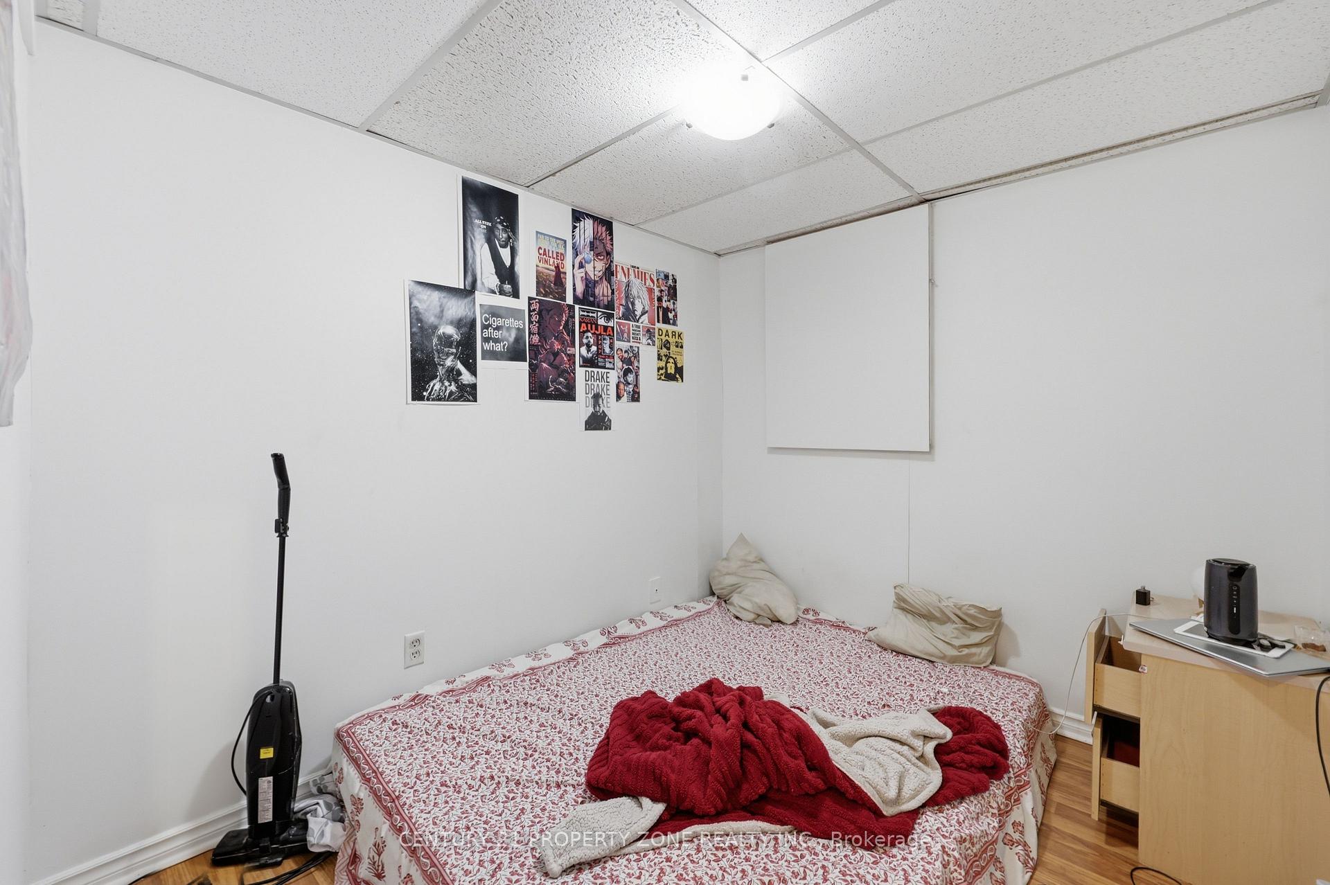 Photo 22 of 2600 Lundene Road, Mississauga, Clarkson — HOMEH
