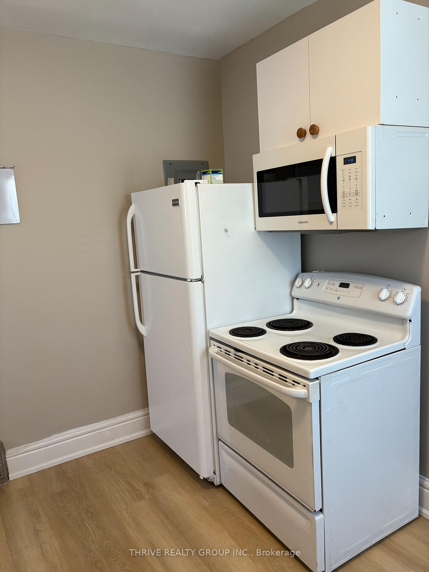 Photo 10 of Unit Upper, 642 Richmond Street, London, East F — HOMEH