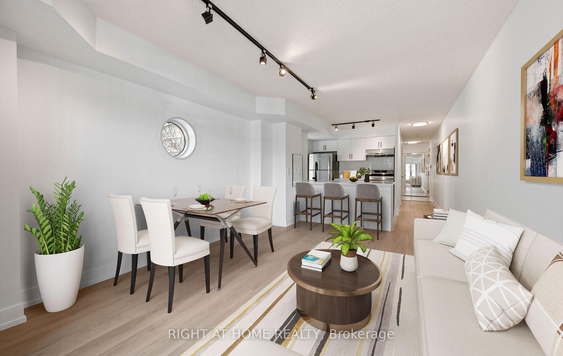 Front of Unit 219, 600 Queens Quay