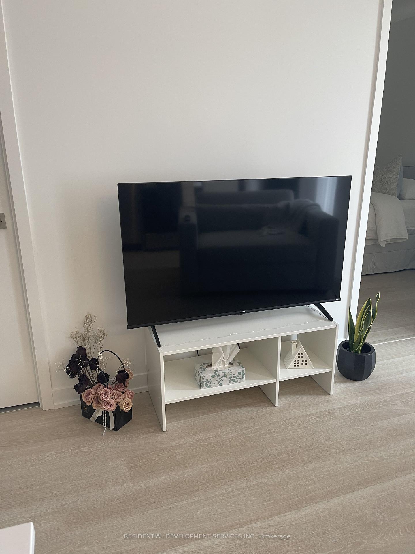 Photo 10 of Unit 627, 500 Wilson Avenue, North York, Clanton Park — HOMEH