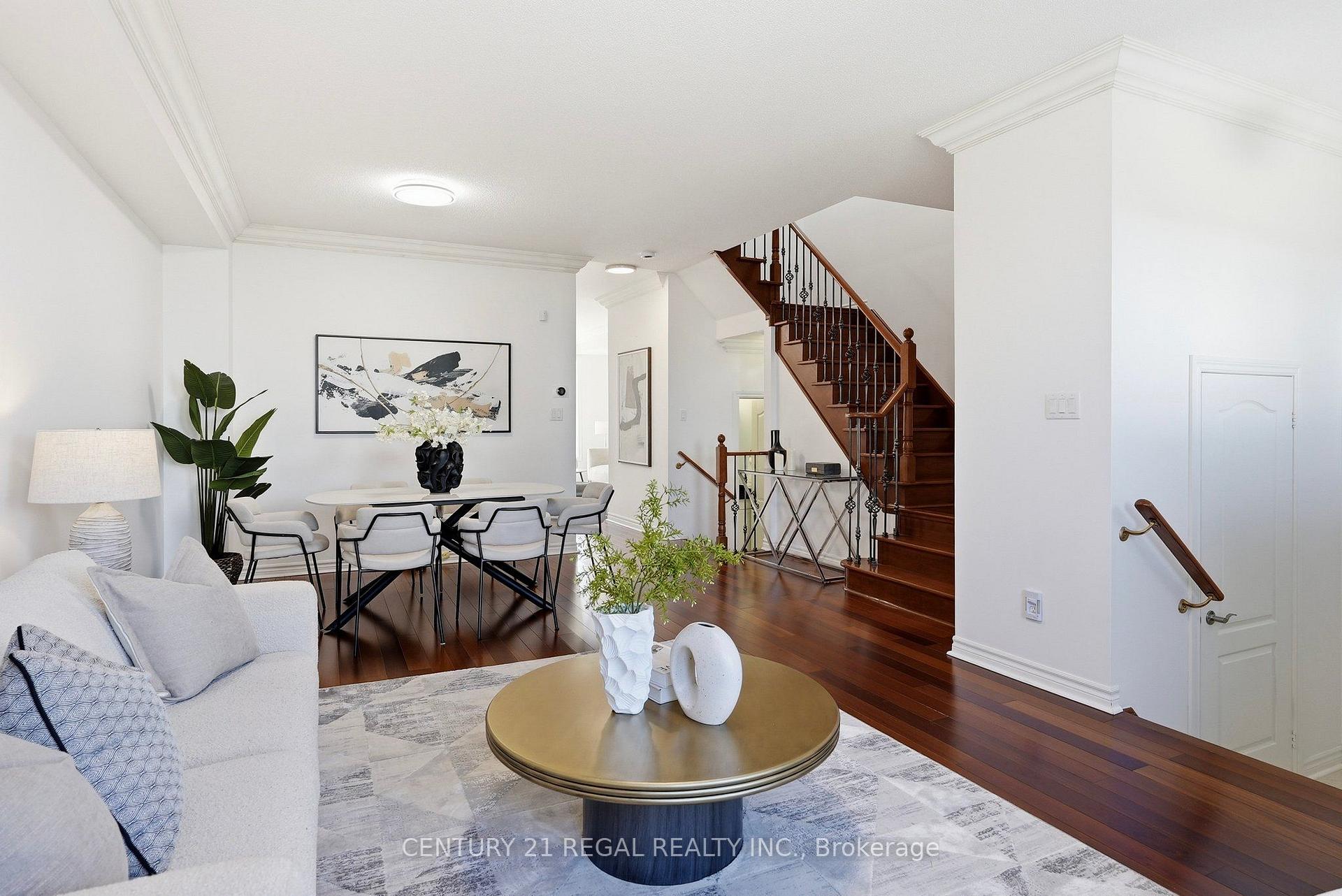 Photo 3 of 10461 Woodbine Avenue, Markham, Cathedraltown — HOMEH