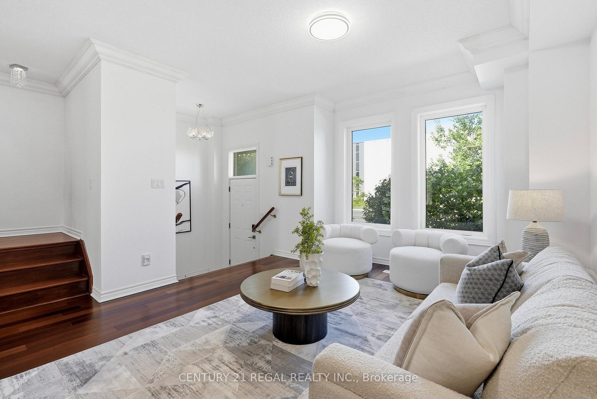 Photo 5 of 10461 Woodbine Avenue, Markham, Cathedraltown — HOMEH