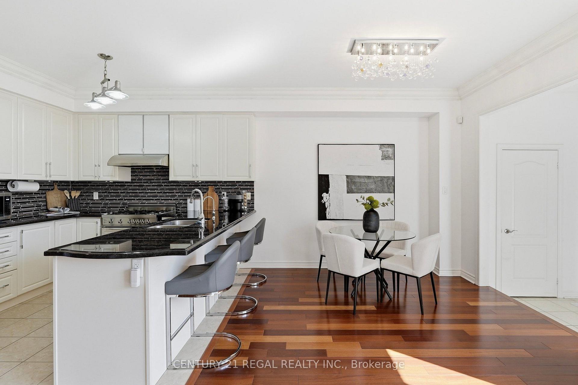 Photo 26 of 10461 Woodbine Avenue, Markham, Cathedraltown — HOMEH