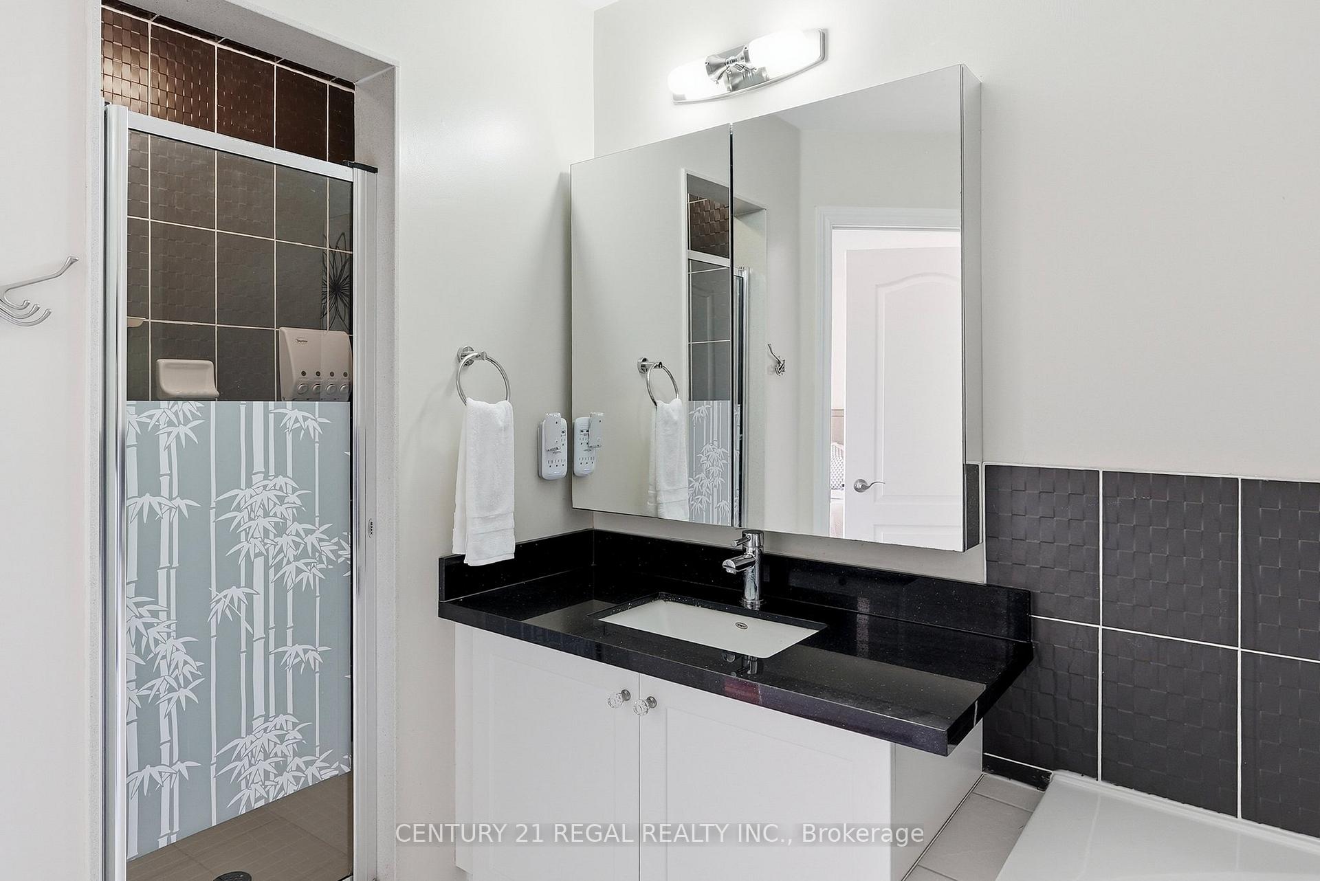 Photo 31 of 10461 Woodbine Avenue, Markham, Cathedraltown — HOMEH