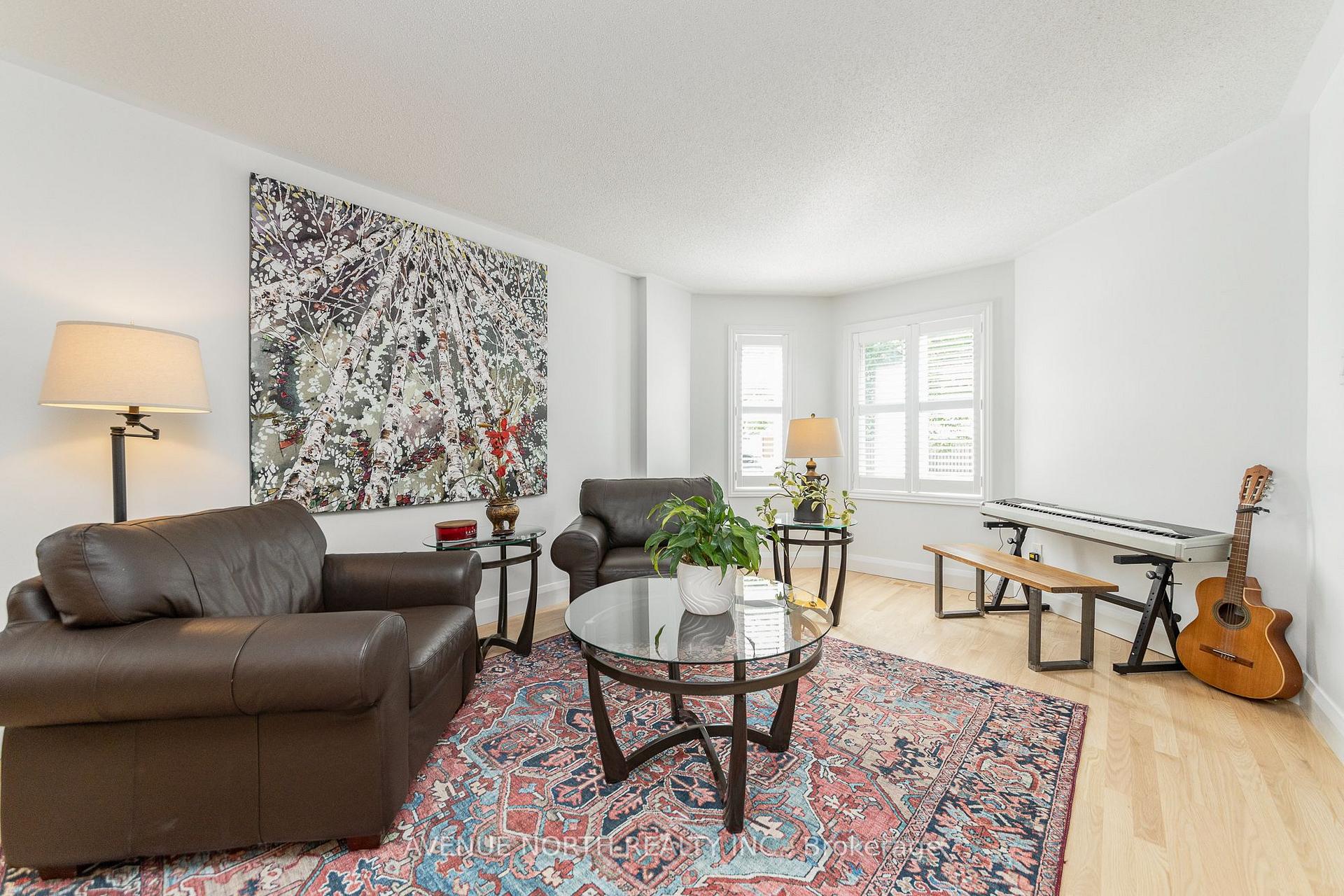 Photo 8 of 37 Cellini Court, Ottawa, Hunt Club Park — HOMEH