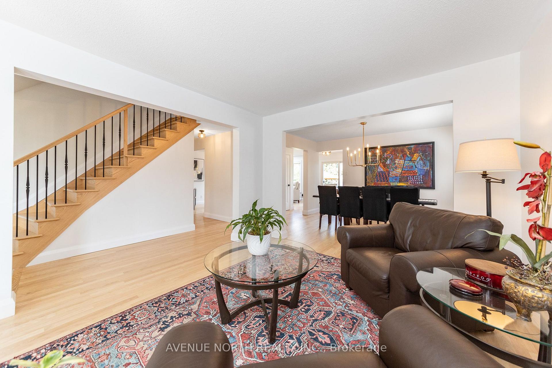 Photo 9 of 37 Cellini Court, Ottawa, Hunt Club Park — HOMEH