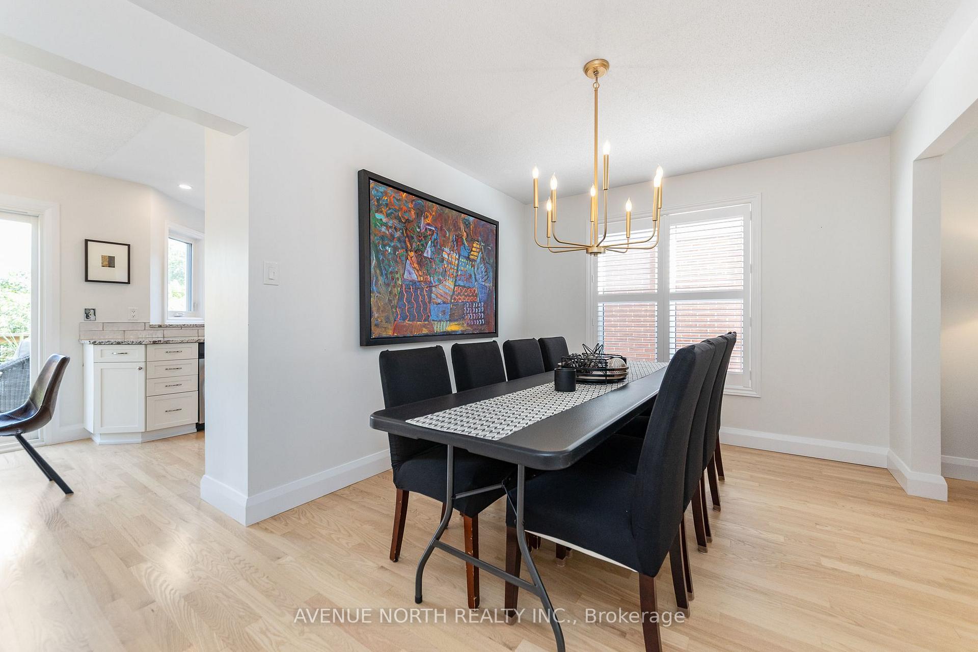 Photo 10 of 37 Cellini Court, Ottawa, Hunt Club Park — HOMEH