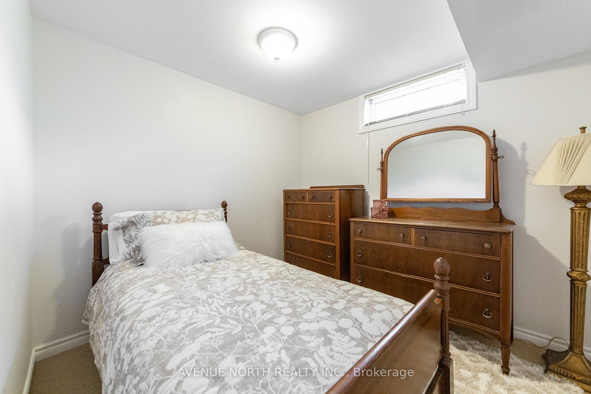 Photo 39 of 37 Cellini Court, Ottawa, Hunt Club Park — HOMEH