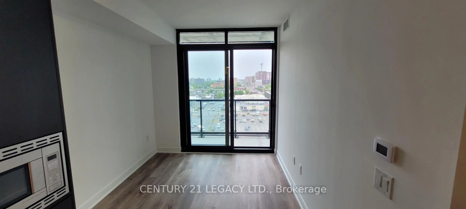 Photo 8 of Unit 821, 86 Dundas Street E, Mississauga, Cooksville — HOMEH