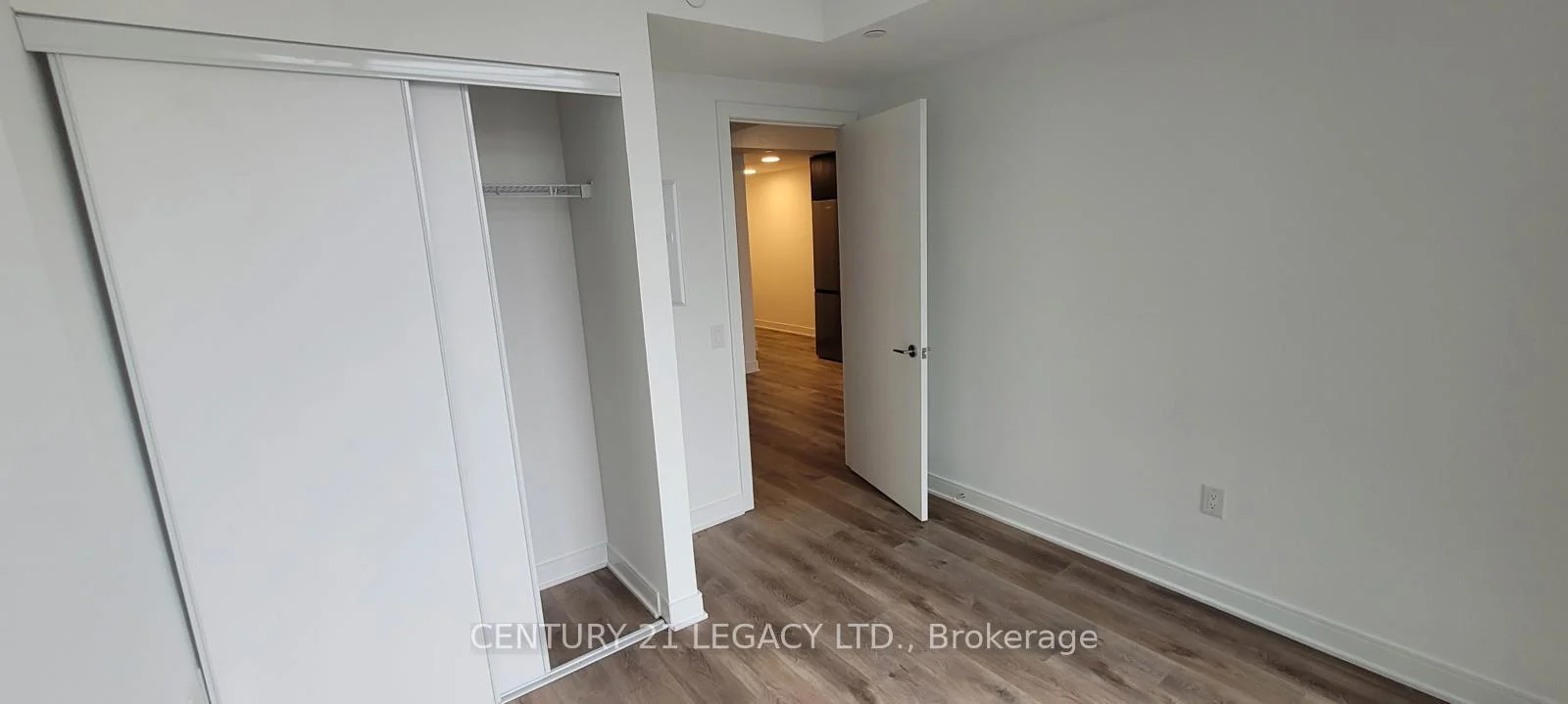 Photo 10 of Unit 821, 86 Dundas Street E, Mississauga, Cooksville — HOMEH