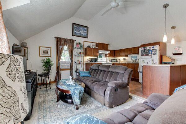 Photo 15 of 771 Gorham Street, Newmarket, Gorham-College Manor — HOMEH