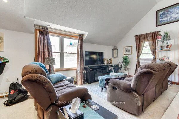 Photo 20 of 771 Gorham Street, Newmarket, Gorham-College Manor — HOMEH