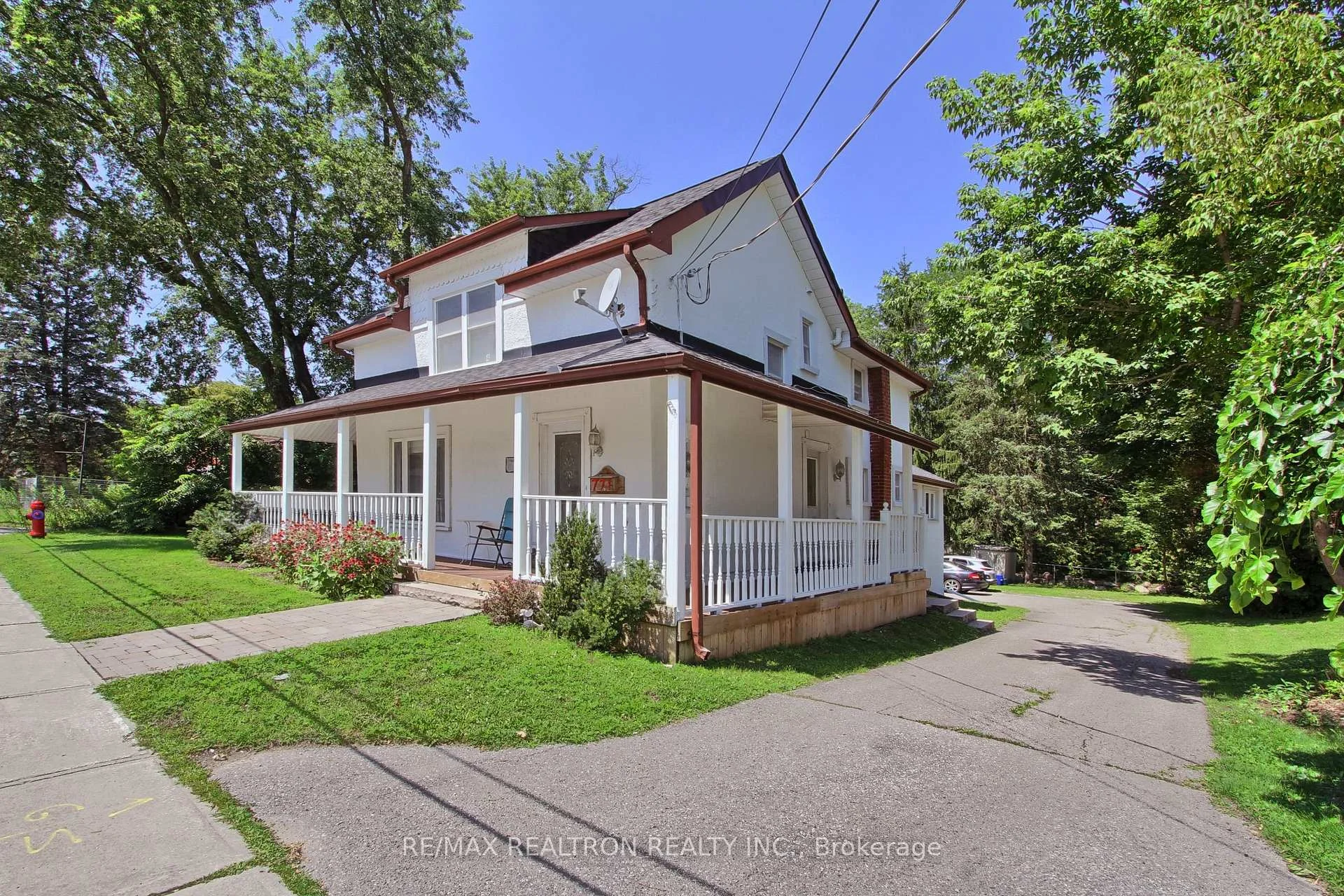 Photo 8 of 771 Gorham Street, Newmarket, Gorham-College Manor — HOMEH