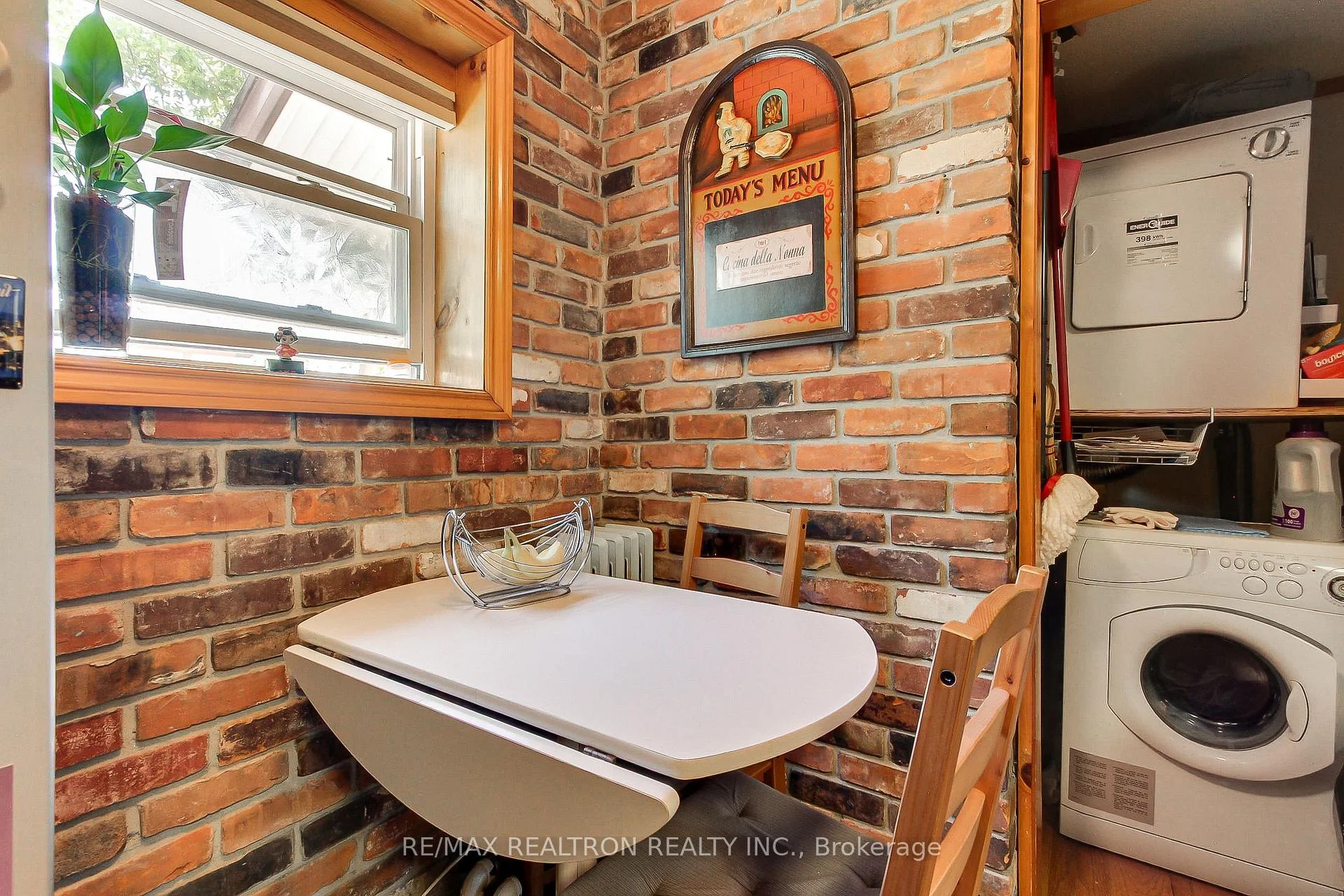 Photo 45 of 771 Gorham Street, Newmarket, Gorham-College Manor — HOMEH