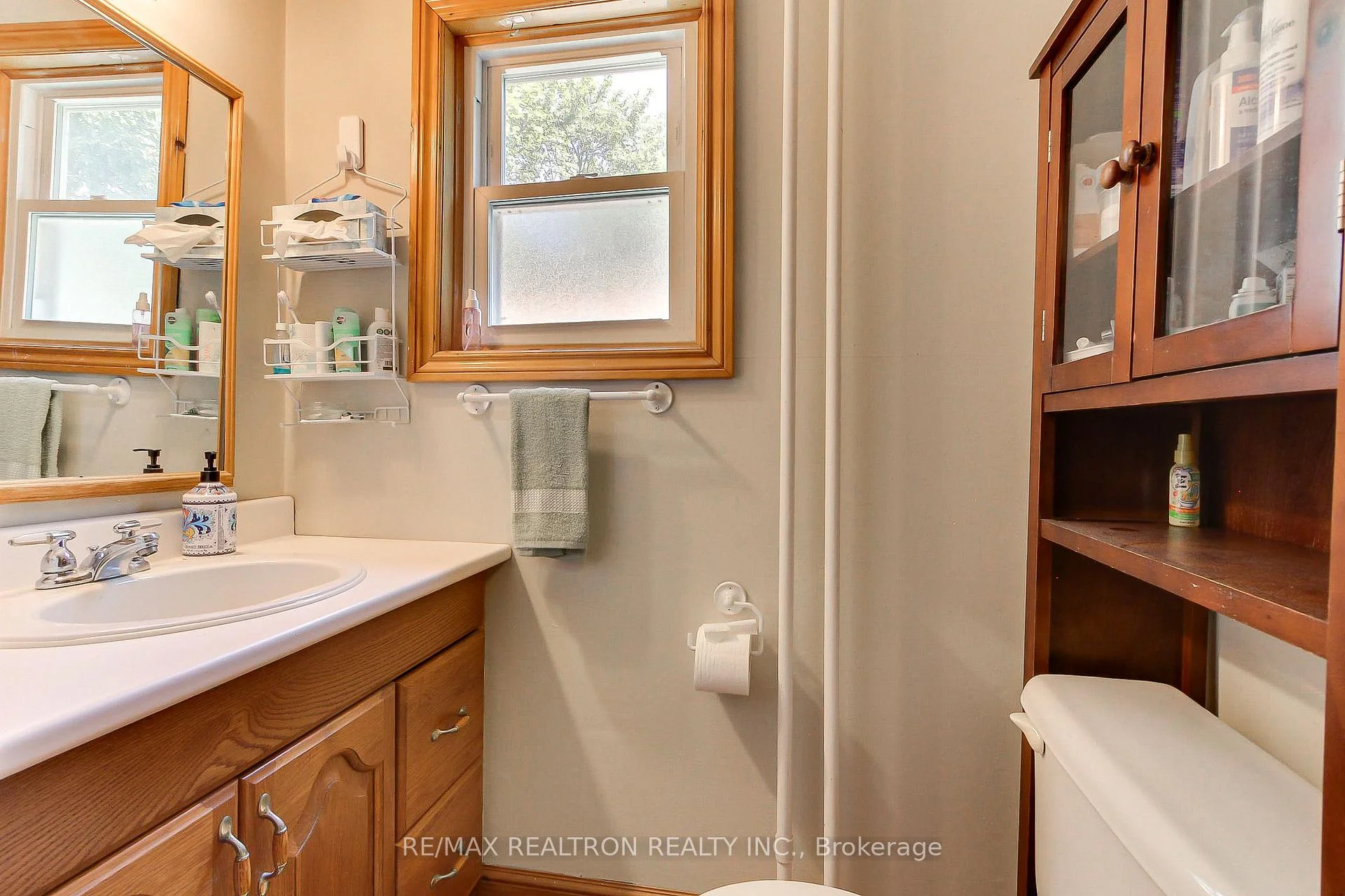 Photo 47 of 771 Gorham Street, Newmarket, Gorham-College Manor — HOMEH